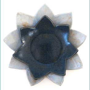 Lille �kande i m�rk bl�