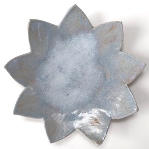 Stor �kande i lys bl� mat