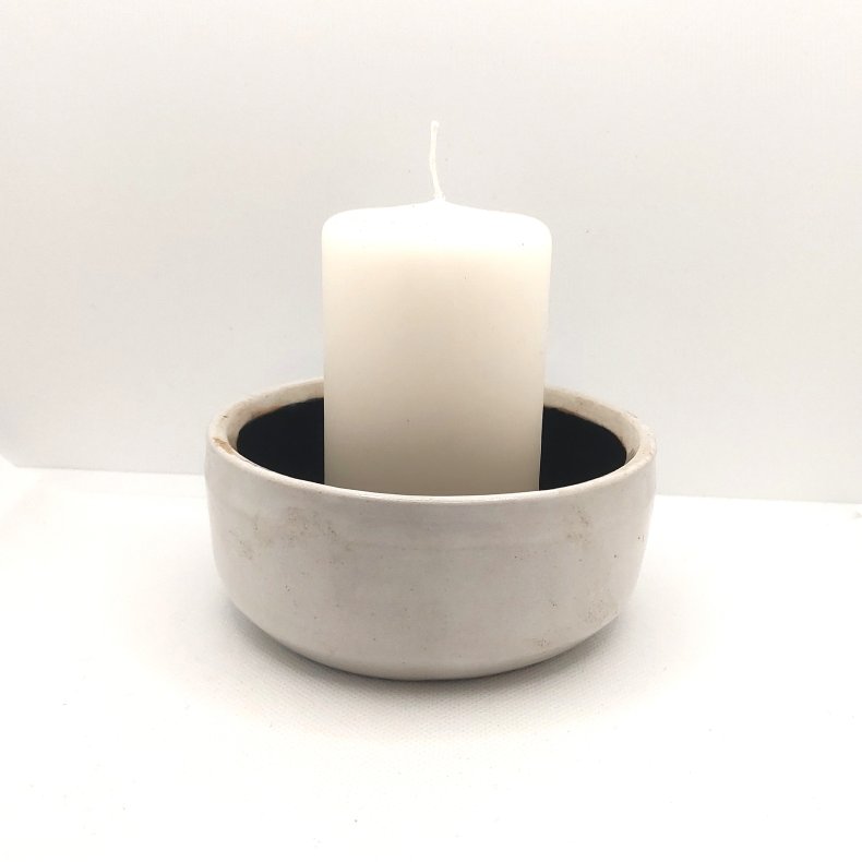 Sk�l med farvekombinationen creme/m�rk brun