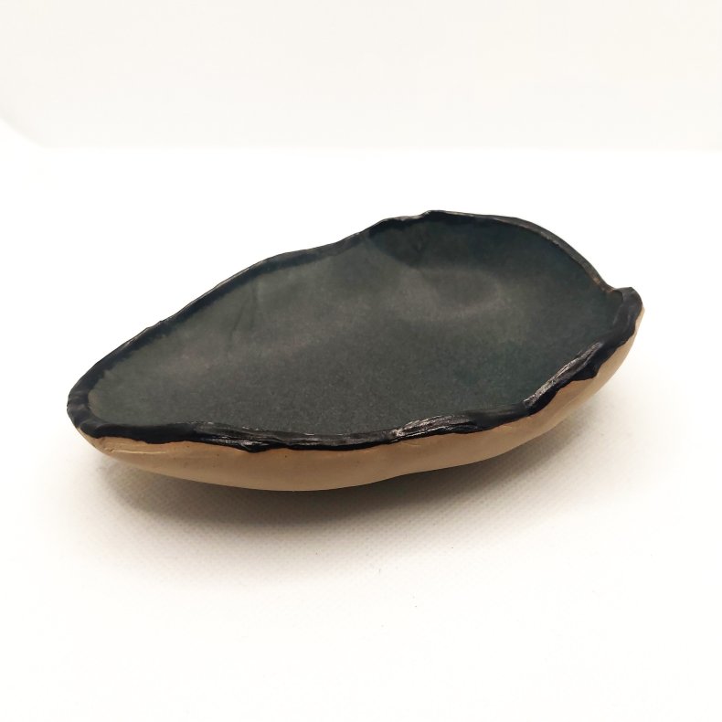 Tapassk�l i bl�gr� eukalyptus med sort kant