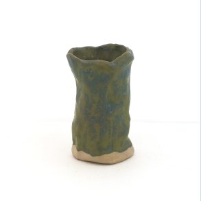 Lille pincet vase i bl�gr�n