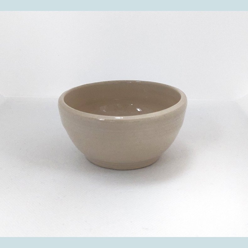 Lille peanutssk�l i beige. Nr. 2